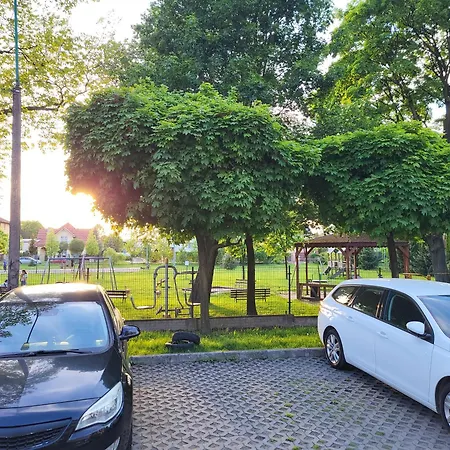 Deluxe 4 Apartment *